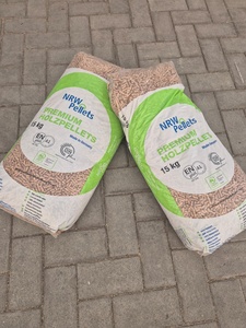 Briquettes de bois Premium ENplus A1 6 mm, combustible biomasse allemand, faible teneur en cendres, haute valeur calorifique 4000 J, densité 600, pour chauffage de poêle - Product Image 5