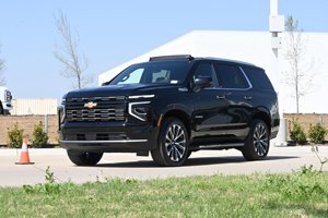 Chevrolet Tahoe High Country 4WD d'occasion propre 2026 - Product Image 3