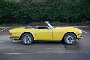 Triumph TR6 PI de 1973 USADO, con Volante a la Izquierda/Derecha - Product Image 2