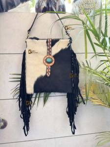 Vente chaude Style bohème cuir de vache frange sac à main femmes Handtooled sculpture lettre couleur personnalisée doublure en Nylon souple voyage - Product Image 3