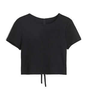 Camisetas cortas con diseño personalizado de alta calidad para mujer, Crop Tops femeninos en blanco y negro, a la venta en tarifas baratas - Product Image 5