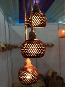 Lámpara de cáscara de coco de Vietnam de alta calidad, lacado de Color Natural hecho a mano, varios estilos, precio barato al por mayor - Product Image 3