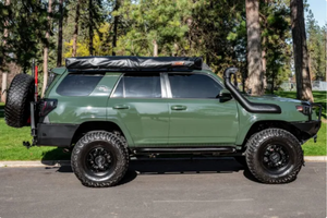 PRÊT À CONDUIRE - VÉHICULE D'OCCASION À VOLANT À GAUCHE |   MODIFIED 2022 TOYOTAASS 4RUNNEERR TRD OFF-ROADDDS PREMIUMMSS 4X4 - Product Image 2