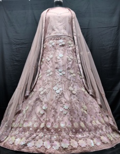 Jarkan brodé lourd travail Choli 3m Flair unique peut raccord Lehenga 2.5m Butti Net Dupatta 1.2m hiver étage longueur fête - Product Image 4