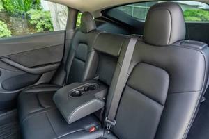 TESLA MODEL Y LONG RANGE AWD 2020 D'OCCASION (LHD/RHD) - Product Image 2