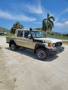 2022/2023 Usado para Toyotta LandCruisers Pickup 4x4 a la venta Coches usados de la línea de la serie 70 a la venta - Product Image 2