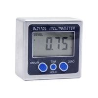 Mini inclinomètre numérique portable Jauge d'angle 0-180 ° à double axe avec base magnétique et rétroéclairage Matériau métallique de nivellement de précision
