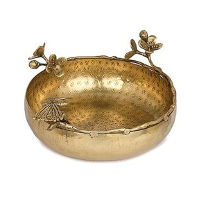 Vente en gros de bol de forme ronde décoratif moderne et élégant en laiton Urlis or mat fini martelé design élégant pour mariage - Product Image 2