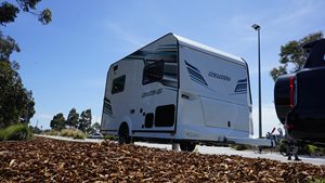 Nouvelle caravane pliante légère en aluminium Gonow avec un design moderne, capacité de 4 personnes pour les entreprises de <span class=keywords><strong>camping</strong></span> B2B - Product Image 2