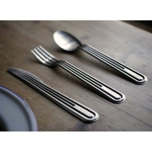 Nuevo Juego de Cubiertos de Acero Inoxidable Plateado Mate con Diseño de Madera y Mango Redondo, Cuchillos, Cucharas y Tenedores - Product Image 5