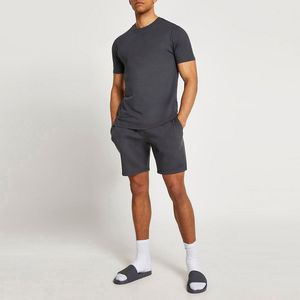 Fabricant d'ensembles d'été pour hommes avec ensembles de shorts Vêtements personnalisés ensembles d'été Prix raisonnable Service OEM - Product Image 4