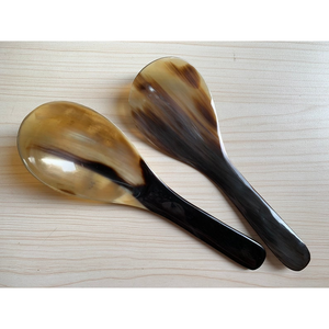 Juego de Cucharas de Cuerno Ecológicas Pulimentadas de Primera Calidad, Cubertería Única para Comer, Cuerno de Búfalo Natural Hecho a Mano para Cocina Gourmet y Ensaladas - Product Image 1