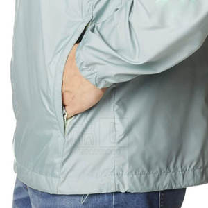 Chaqueta cortavientos de invierno de alta calidad para hombre al por mayor, talla personalizada con cuello con capucha y posición frontal del logotipo - Product Image 5