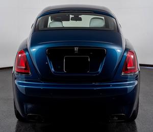 Amazing perfect 2022 <b>R</b>-o-l-l-<b>s</b>-<b>R</b>-o-y-c-e Wraith RWD with low mileage in stock offered at a fantastic deal - Product Image 1