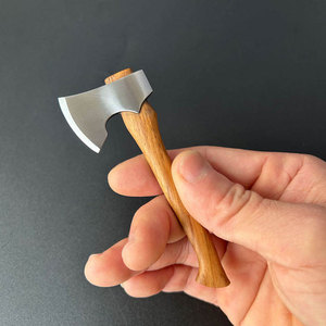 Mini hache en acier inoxydable robuste pour la coupe du bois de survie en camping en plein air et le travail de jardin avec poignée ergonomique - Product Image 6