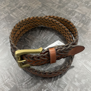 Cinturón de Cuero Trenzado Vintage Hecho a Mano para Hombre, Color Marrón Oscuro con Costuras Blancas y Hebilla de Latón Antiguo - Product Image 3