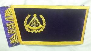 Manchettes de franc-maçon brodées à la main pour robe de cérémonie - Product Image 2