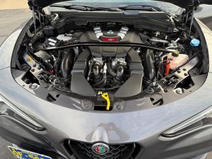 Alfa Romeo Stelvio Quadrifoglio 2023 Essence faible kilométrage - Product Image 6