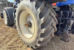 Tracteur à Cultures en Rangées New Holland T8.380 2015 d'Occasion avec Composants Clés du Moteur - Product Image 5