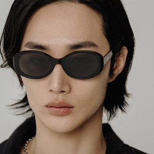 Gafas de Sol RIETI Luxury RUNA C1 Negras con Montura Completa (RT 4040 C1) Protección UV del 99.9% Bloqueo de Luz Azul Montura de Acetato TR-90 - Product Image 6