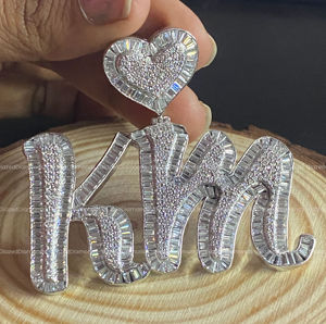 Pendentif Hip Hop Lettre Personnalisée avec D Moissanite Incolore et Argent Sterling 925 Nouveau Étincelant Entièrement Glacé pour la Fête - Product Image 1