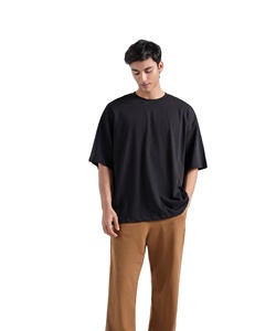 Hombres moda 2025 transpirable venta al por mayor Casual cómodo Jogging Fitness Wear Color sólido camiseta para hombres de talla grande camiseta - Product Image 1