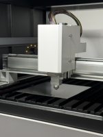 Découpeuse laser à fibre CNC automatique à refroidissement par eau BGC1390 1500W 2000W pour tôles en acier, acier inoxydable, laiton, aluminium
