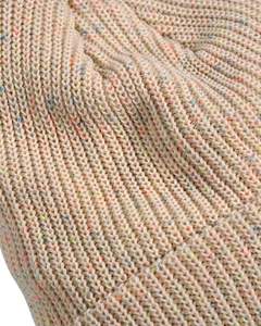 Bonnet en tricot beige unisexe, chaud et doux en acrylique, avec revers, texture côtelée, style streetwear décontracté, bonnet personnalisé avec logo OEM - Product Image 5