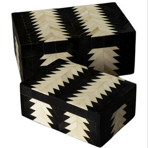 Boîte artisanale en os incrusté, design poli naturel avec thème d'amour pour la décoration de la maison, boîte de rangement pour bijoux, look élégant - Product Image 1