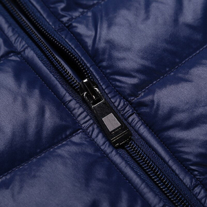 Buena calidad 2025 nuevo diseño con capucha impreso hombres burbuja chaqueta OEM servicios último modelo manga larga personalizado impermeable a prueba de viento - Product Image 5