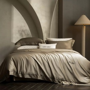 Parure de lit de luxe léger <span class=keywords><strong>gris</strong></span> kaki 4 pièces en coton égyptien 100% avec drap-housse à large bordure et housse de couette pour lit Queen Size - Product Image 2