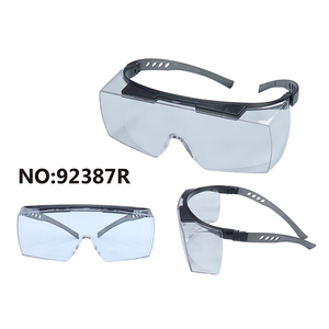 Gafas de seguridad ANSI Z87.1 con patillas ventiladas, lentes amplios y mecanismo de trinquete - Product Image 4
