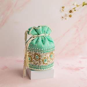 2024 impresionante bordado de seda cruda Potli bolsas fiesta-desgaste/boda tachonado con cuentas de cristal Dabka trabajo elegante bolsos de noche - Product Image 1