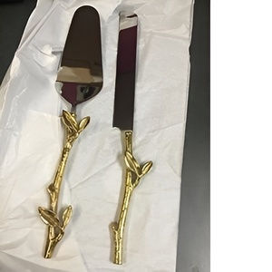 Servidor de pastel de acero de diseño de Venta caliente con mango de diseñador Restaurante de alta calidad y juego de servidor de pastel dotado a menos precio - Product Image 1