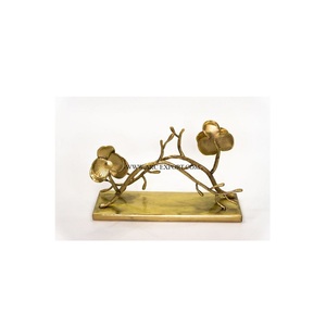 Articles de cuisine pour cadeaux de mariage et événements Distributeur de mouchoirs en papier classique de qualité supérieure Dessus de table Boîte à mouchoirs unique décorative - Product Image 1