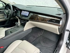 Cadillac CT6 3.6L Luxury AWD 2018 d'occasion avec moteur turbo prêt à être expédié, sièges en cuir, intérieur foncé, pneus R18, conduite à gauche - Product Image 5