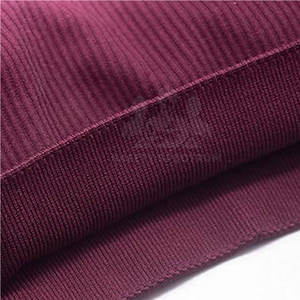 Conjunto Deportivo de Yoga para Mujer, Estilo Moderno, Transpirable, con Logotipo Frontal, Cintura Alta, 2 Piezas, Venta al Por Mayor, Hecho en Pakistán - Product Image 5