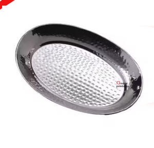 Plato de servir con diseño de hojas en acabado plateado de calidad estándar para hoteles, restaurantes y bares - Product Image 3