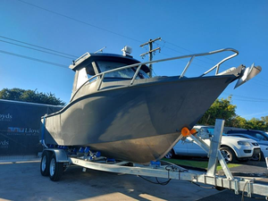 UBI 87 personnalisé, 8,25 m, 7 passagers, bateau de croisière de catégorie cabine en aluminium personnalisé - Product Image 4