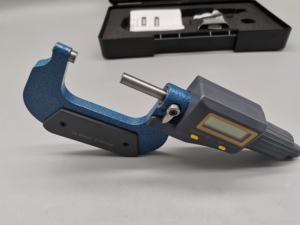 Micrometro Digitale Esterno 25-50mm, Lettura Rapida per Approvvigionamento di Parti Automobilistiche, Vendita Diretta - Product Image 3