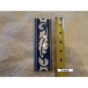 Azulejo de pared de borde de cerámica de hoja romana azul real 2 \ "X 6 \" acento de pared elegante - Product Image 1