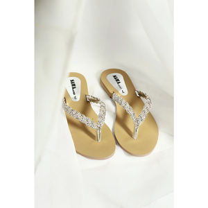 Material de alta calidad Sofisticada comodidad plana doble hoja elegante sandalia con malla de diamantes de imitación - Product Image 4
