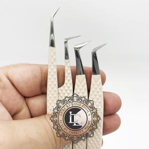 Vente chaude Nude Poudre Revêtement Argent Pointe Cils Pince À Épiler En Acier Inoxydable Diamant Motif Pince À Épiler Testé À La Main Logo Privé - Product Image 1