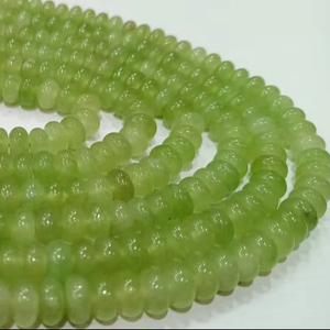 Prehnita natural Cuarzo Rondelle Plain Smooth 8mm Cuentas de piedras preciosas vendidas por hebra 8 pulgadas de largo - Product Image 1