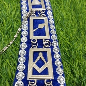 คอเสื้อช่างก่ออิฐปักลายปักลายสร้อยคอพร้อมรายละเอียดสีทองสำหรับพิธี Freemason Lodge - Product Image 6