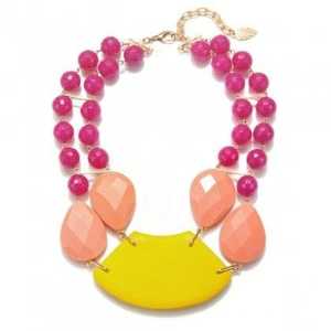 Collar de resina de diseño clásico Vintage Feel con colgante de estilo Ángel - Product Image 1