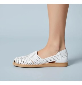 Sandales plates en cuir tissé blanc pour femmes, sandales plates à enfiler, coussinées, antidérapantes, respirantes, légères, confortables, chaussures décontractées d'été - Product Image 6