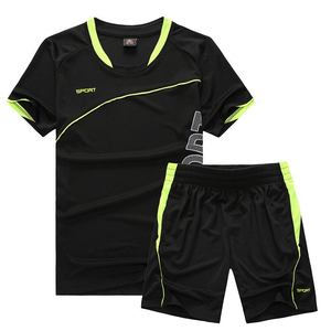 Vente en gros en ligne de maillots de sport d'entraînement personnalisés de haute qualité OEM 100% polyester, ensemble complet, short de football pour hommes imprimé - Product Image 2