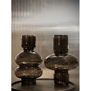 Vase en verre fumé moderne en gros, élégant centre de table décoratif pour le salon - Product Image 6