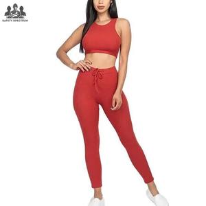 Conjunto Deportivo de Yoga de 2 Piezas para Mujer, de Alta Calidad, Color Sólido, Cintura Elástica, Transpirable, Ecológico, Leggings de Spandex/Nailon y Brasier - Product Image 1